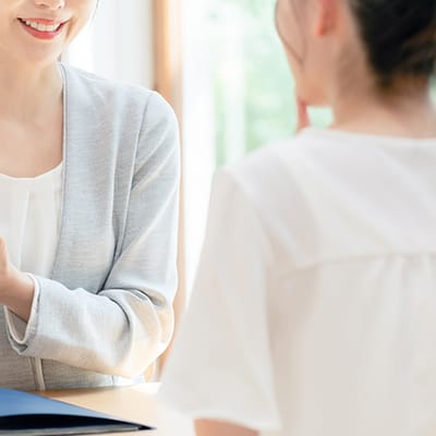 「Mrs.Gold Tiara新大阪（ゴールドティアラ）」の応募から採用までの流れSTEP1