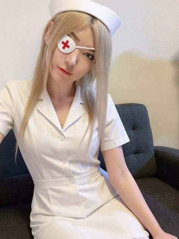 りいな(女王様)