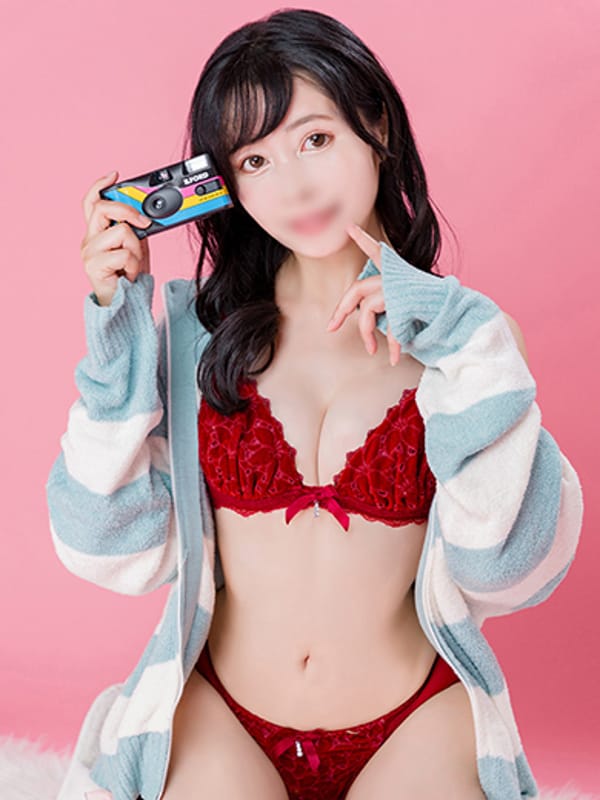 MOMOE