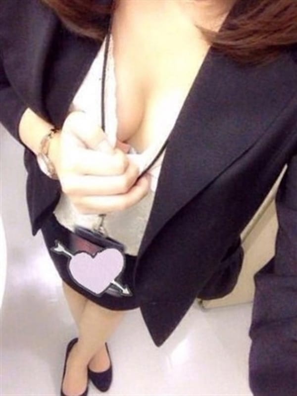 Jun [Real office lady debuts]