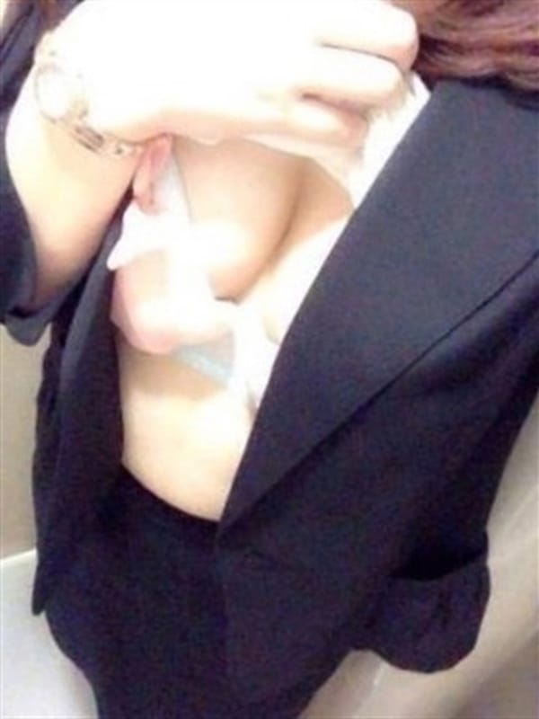 Jun [Real office lady debuts]