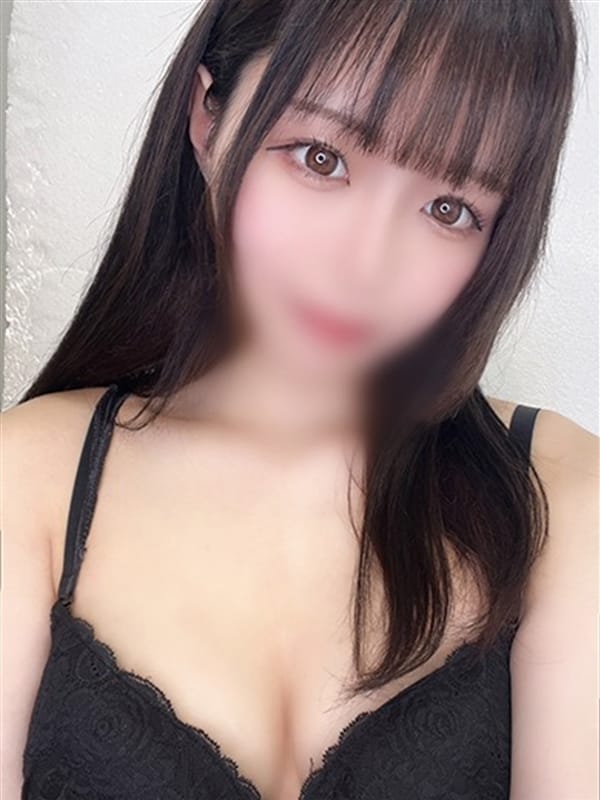 ふゆつき【おっとり癒し系美女の決定版！】