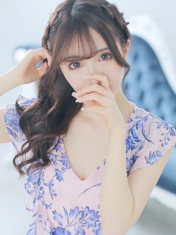 三葉/みつは【屈託のない大人の色香と清楚さ 】