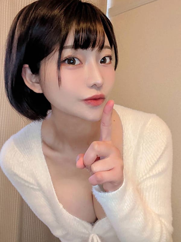 しほ【Hカップの超絶長身美女】