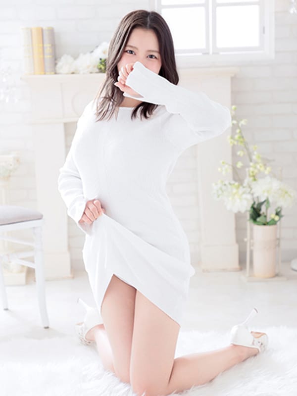 HOSHINA MOE
