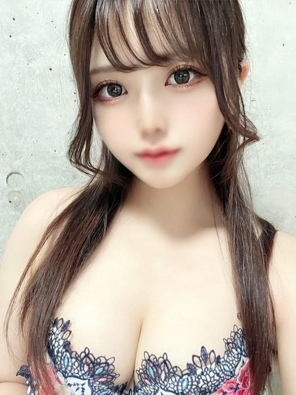 結楽/ゆら・現役芸能活動中