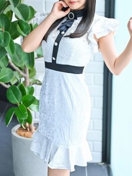 Yuumi Seki|ELEGANTで評判の女の子