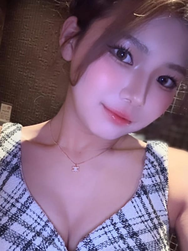 Hu-ri-☆A girl with no prior experience in the industry☆