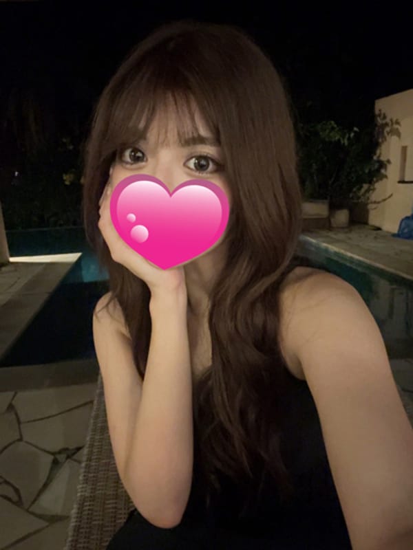 Saran ☆ Super skilled beauty who loves to serve