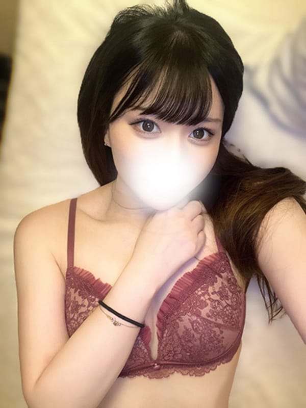 Kia☆Kiss is a super perverted girl who loves it so much