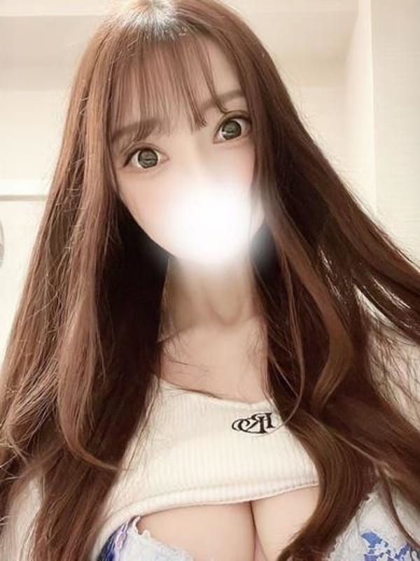 HITOMI - A beauty who captivates the world!