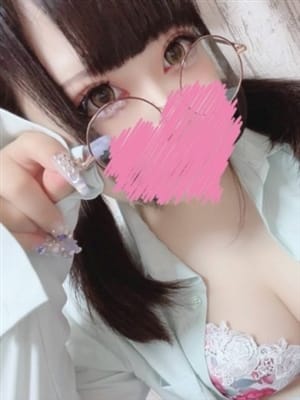 ゆゆむ☆極上可愛いロリ妹極上ドＭ【19歳極上美乳と感度抜群の体】