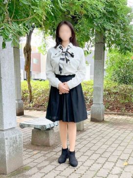 三田 凛|こあくまな熟女たち 静岡店（KOAKUMAグループ）で評判の女の子