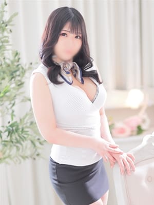 MINA MAEKAWA