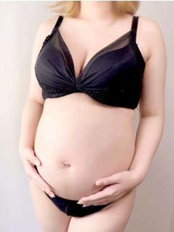 あや(妊娠8ヶ月)【Gカップ♡爆乳若妻妊婦さん】