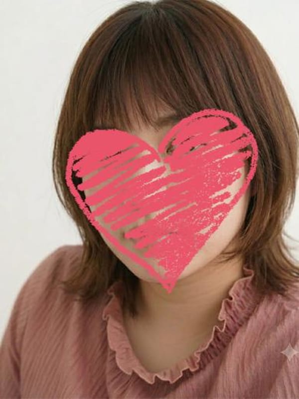 つきな