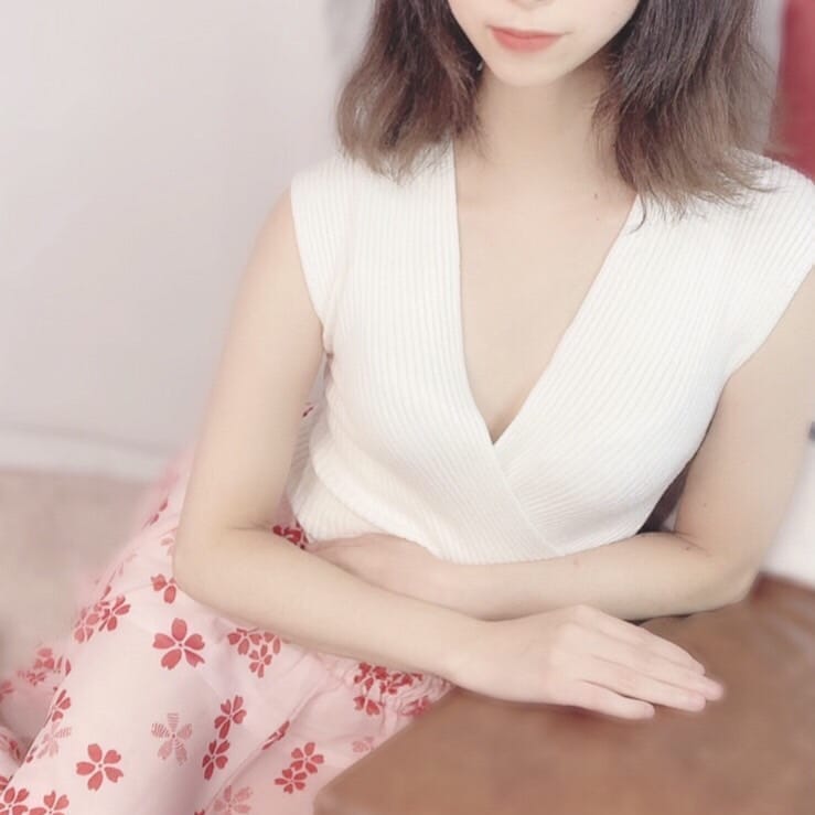 清楚な魅力満載のるうちゃん♡|メンズアロマ FiveStar