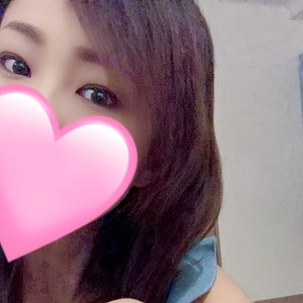あきな