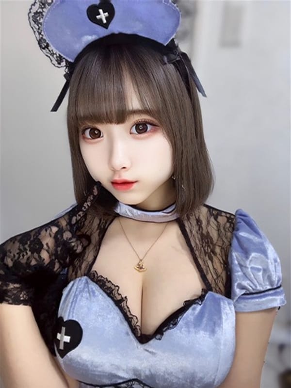 まゆ【最強ロリ爆乳学生】