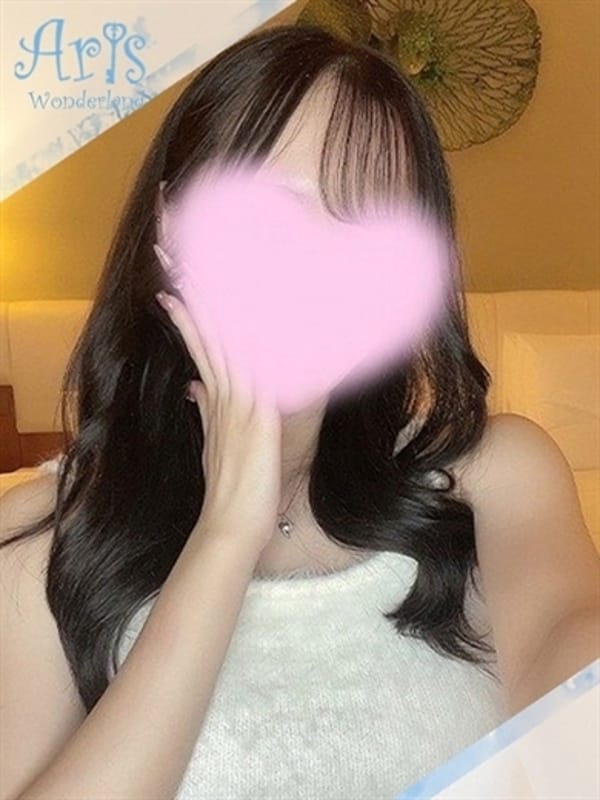 まり【清楚系アイドルルックス】