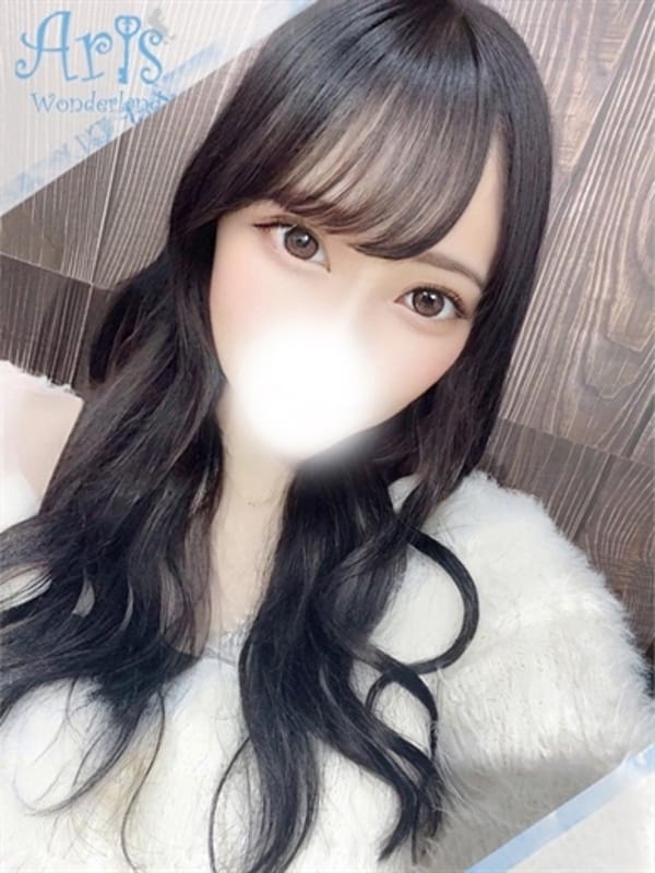 りんの【おっとり激カワ黒髪美女】