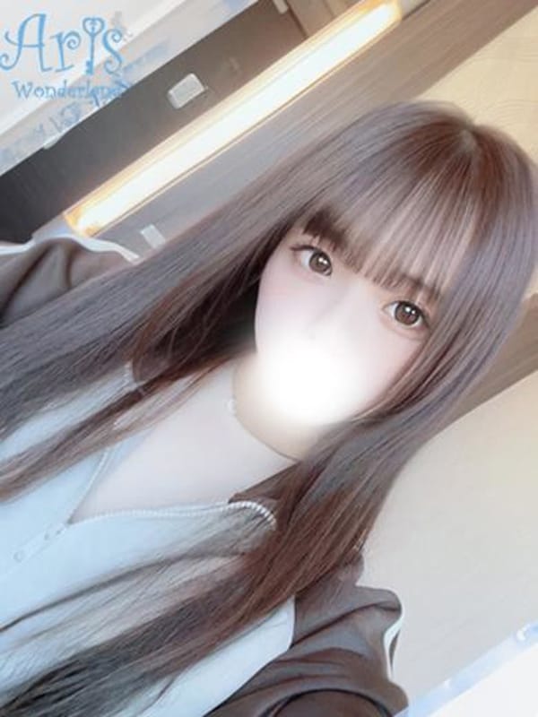 はる【素人系小柄美乳娘】