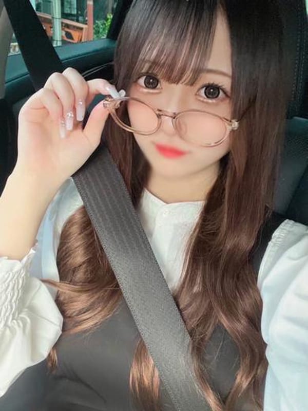 MERODHI HAMEDORI 巨乳