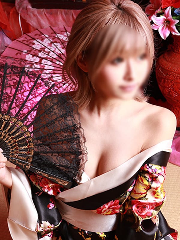 朝倉すみれ