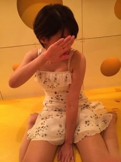 あきほ(小柄な癒し妻)|ファッションヘルスレンタルおちょんでおすすめの女の子
