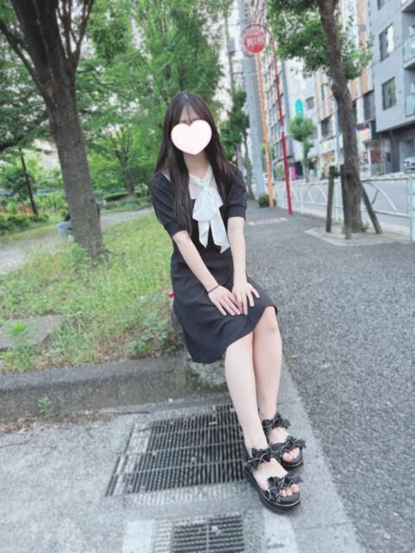 体験みな『おっとり優しい薄幸美少女』