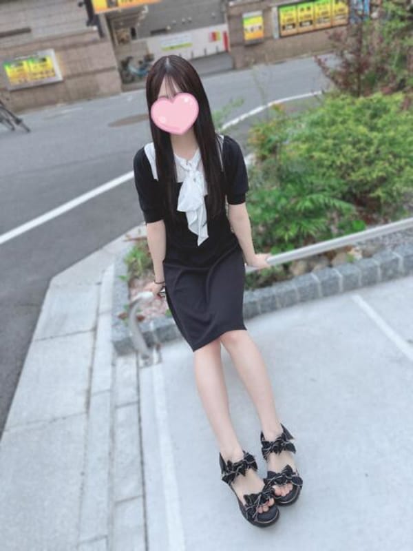 体験みな『おっとり優しい薄幸美少女』
