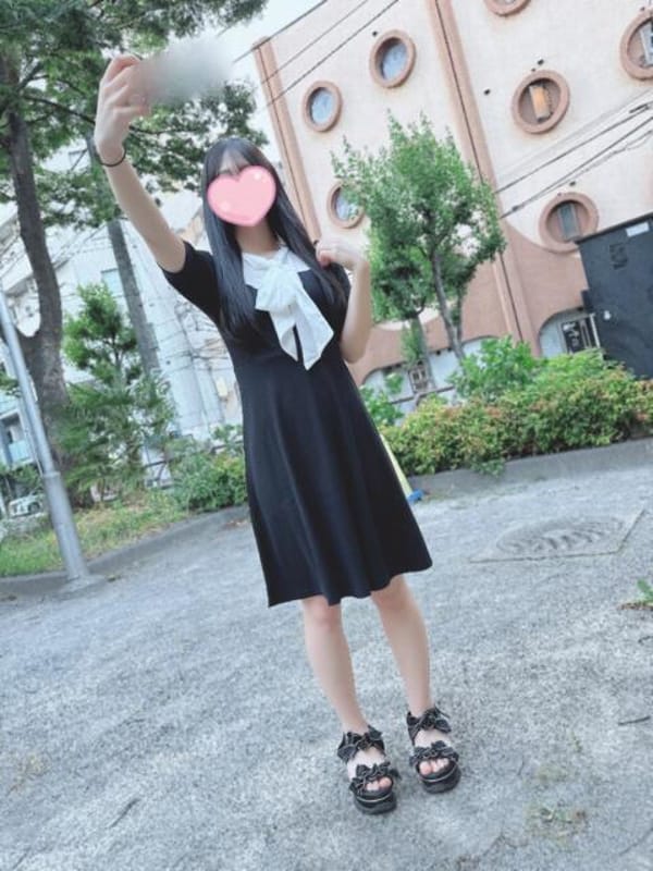 体験みな『おっとり優しい薄幸美少女』