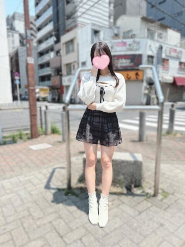 体験入店『爆乳Gカップミニマム美女』