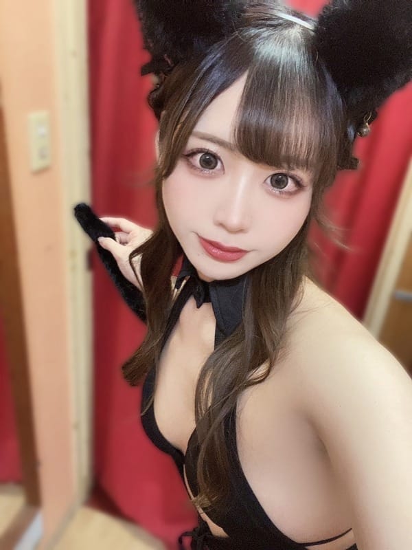 あすな【人気単体AV女優】