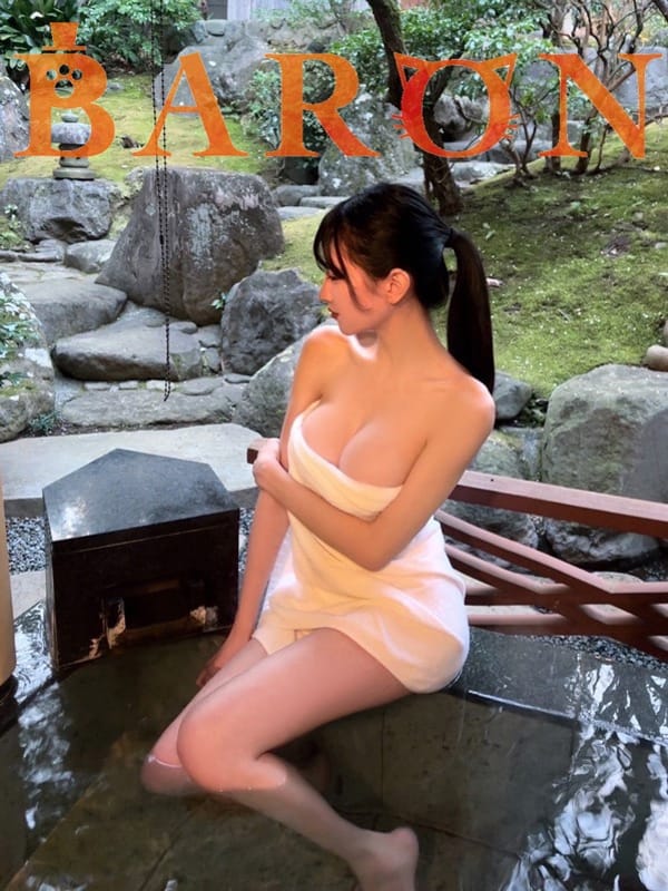 ねね【ド級爆乳過ぎる爆乳】