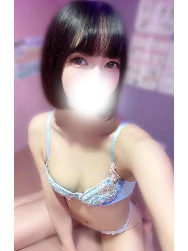 こころ【清楚系高身長美女】