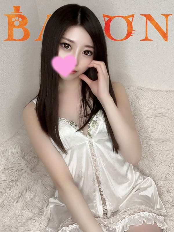 りか【癒し系小柄美形美女】
