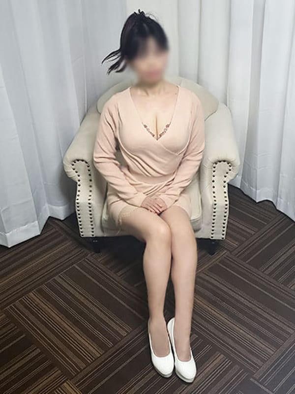 RUNA 体験 未経験 Ｍ 素人 可愛 ERO 巨乳 美女 美脚 美尻 人妻 奥様 若妻 清楚 小柄 長身 主婦 細身 幼妻 綺麗