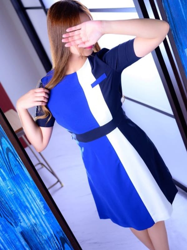 Akechi eimi