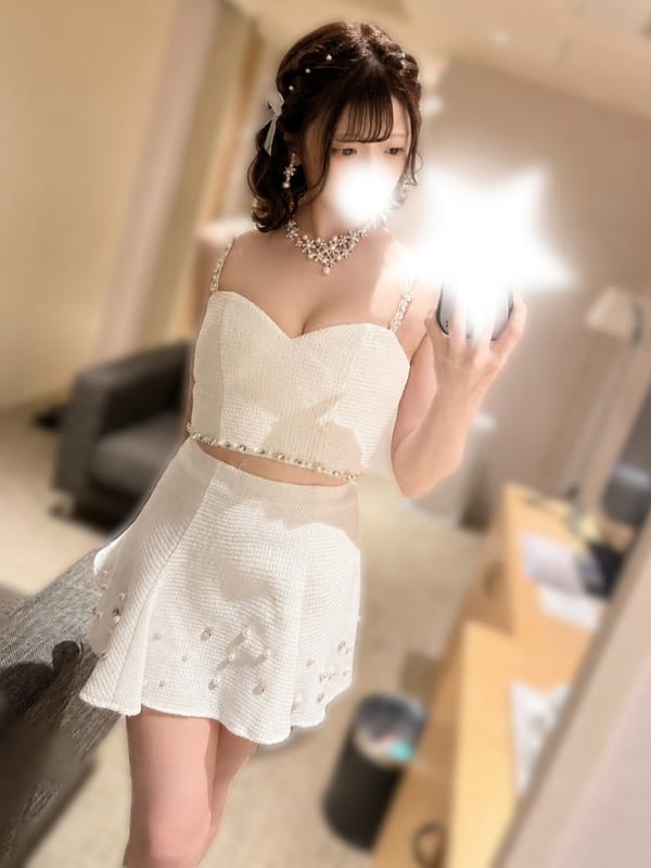あやな