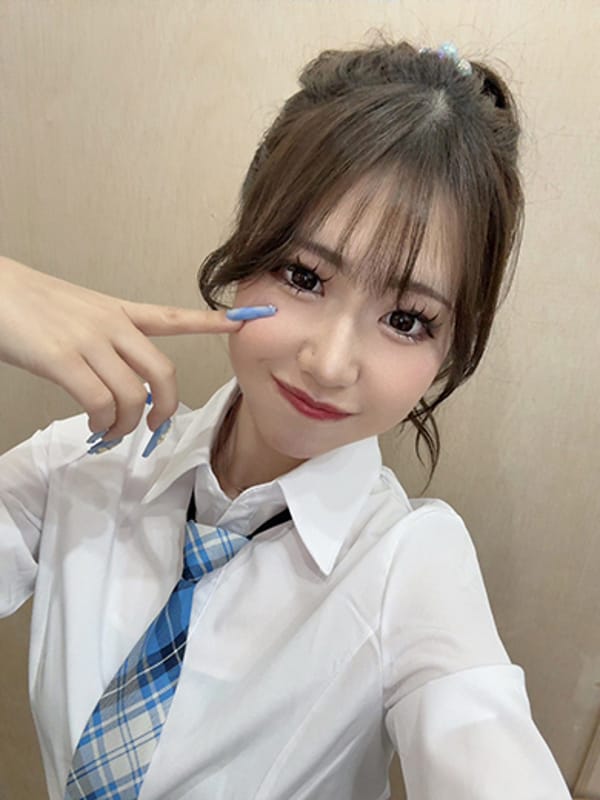 黒宮しゅうな