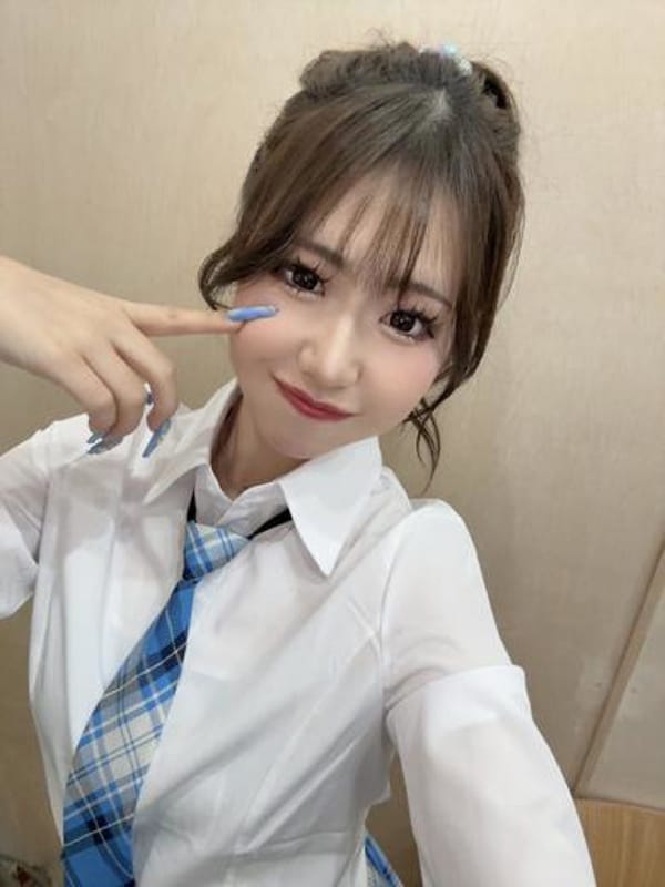 黒宮しゅうな