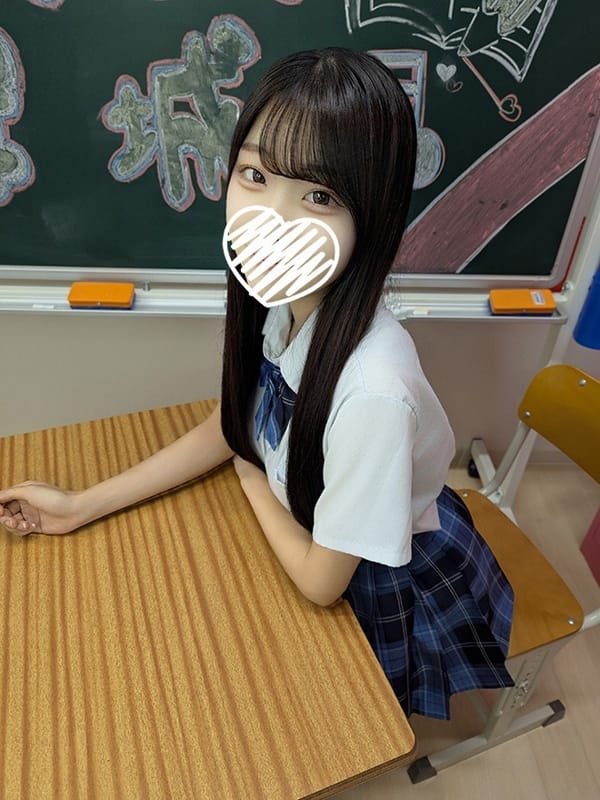 KANZAKIYUINA