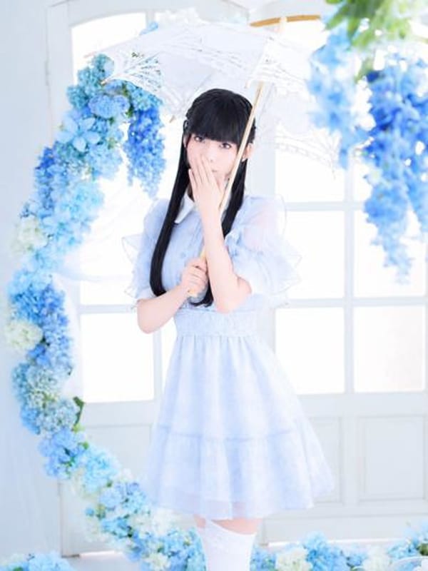 篠田　ゆい
