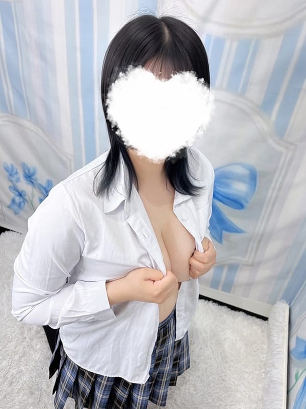 Momo Shiraishi