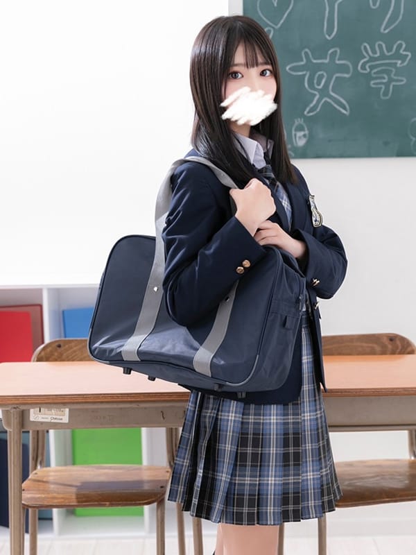 MOMOZONO ELLIE