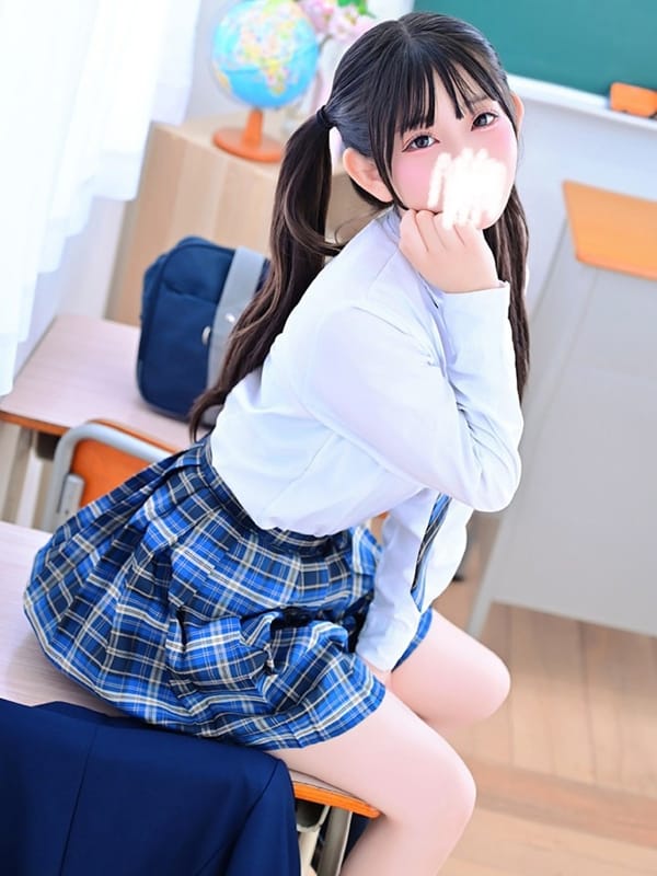 HANAMIYA MOE