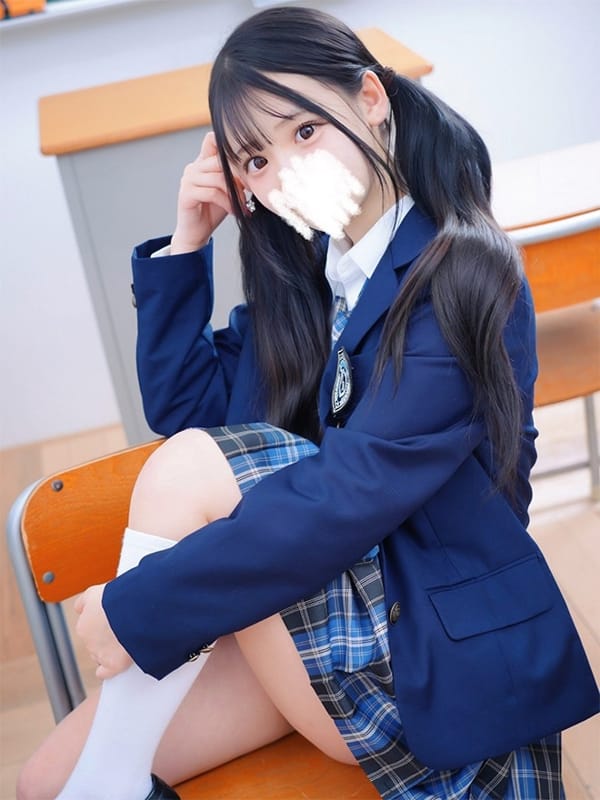 KAEDE AMANE