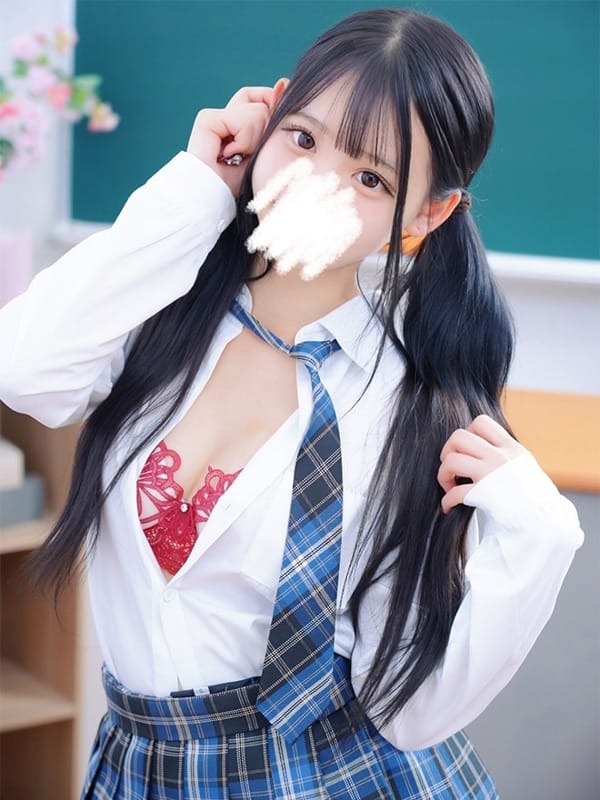 KAEDE AMANE