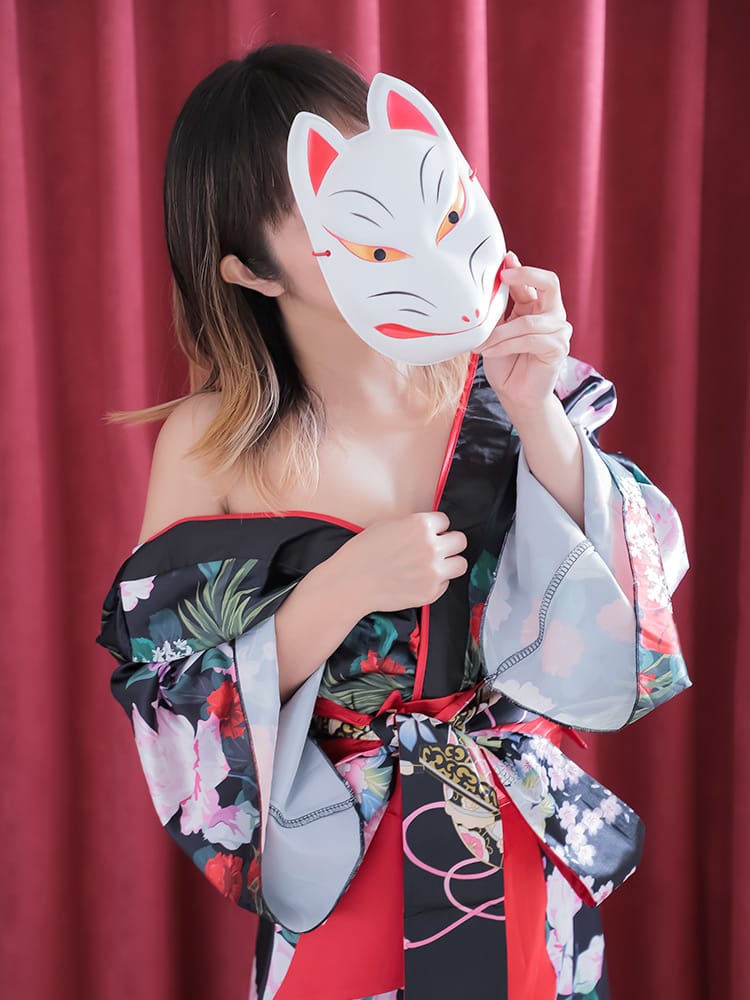 YURINA